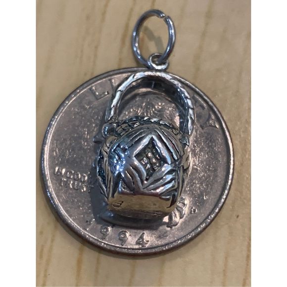 .925 Vintage Ornate Basket with Handle Sterling Silver Jewelry Charm - Picture 5 of 6